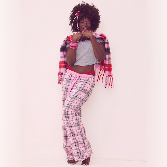 PINKxLoveShackFancy Gray Tee with sequin bow 🎀 and Pink Plaid Pajama Pants - Picture 3 of 9
